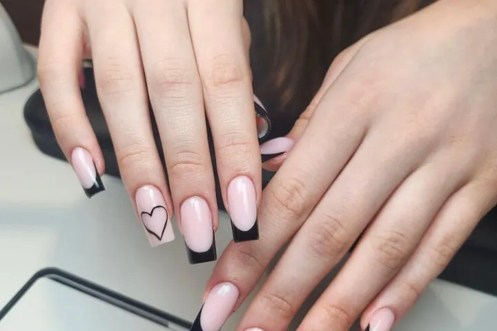 Nageldesign aus dem Studio Lavish Nails & Lashes